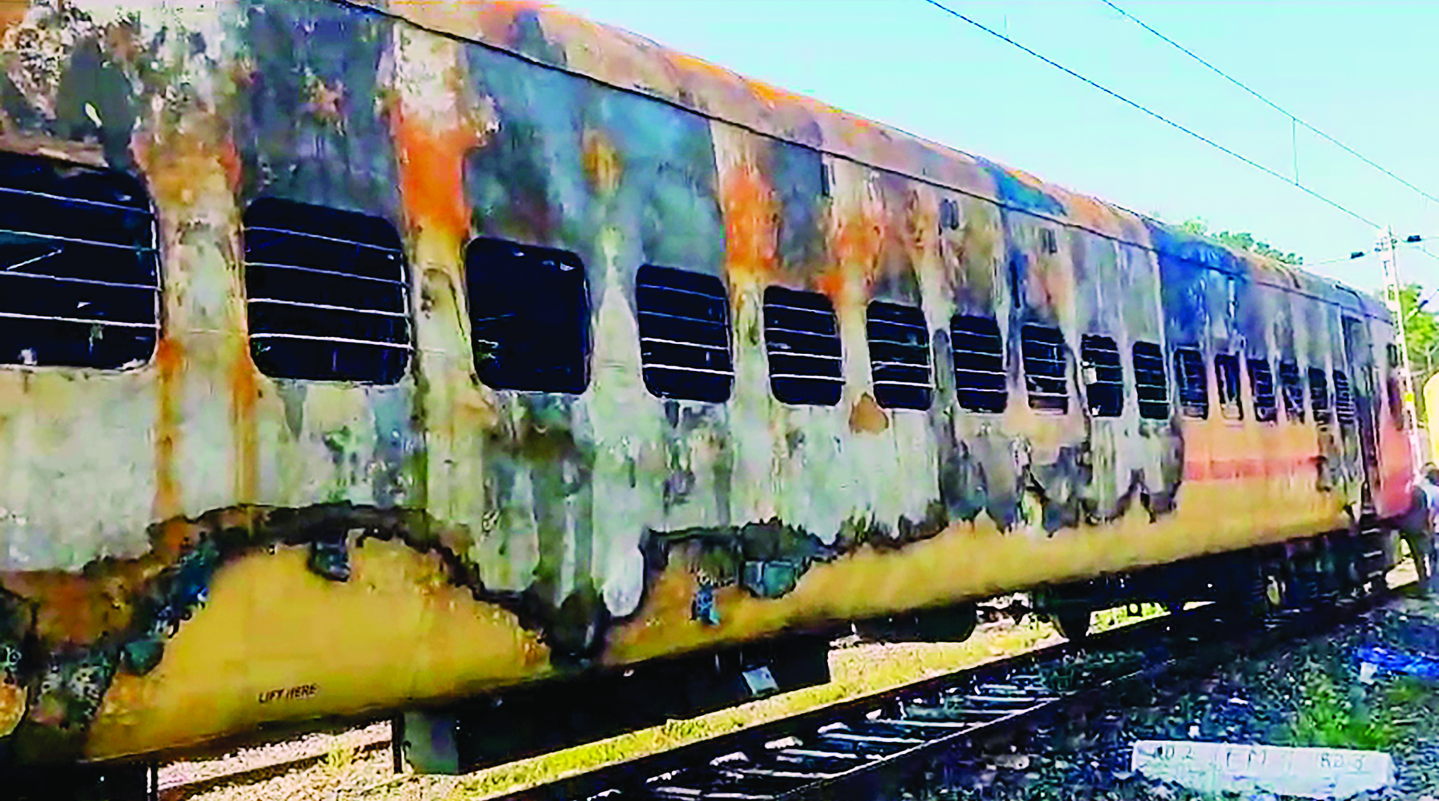 Madurai train fire: Grief-stricken family members of victims from UP share ordeal Madurai train fire: Grief-stricken family members of victims from UP share ordeal