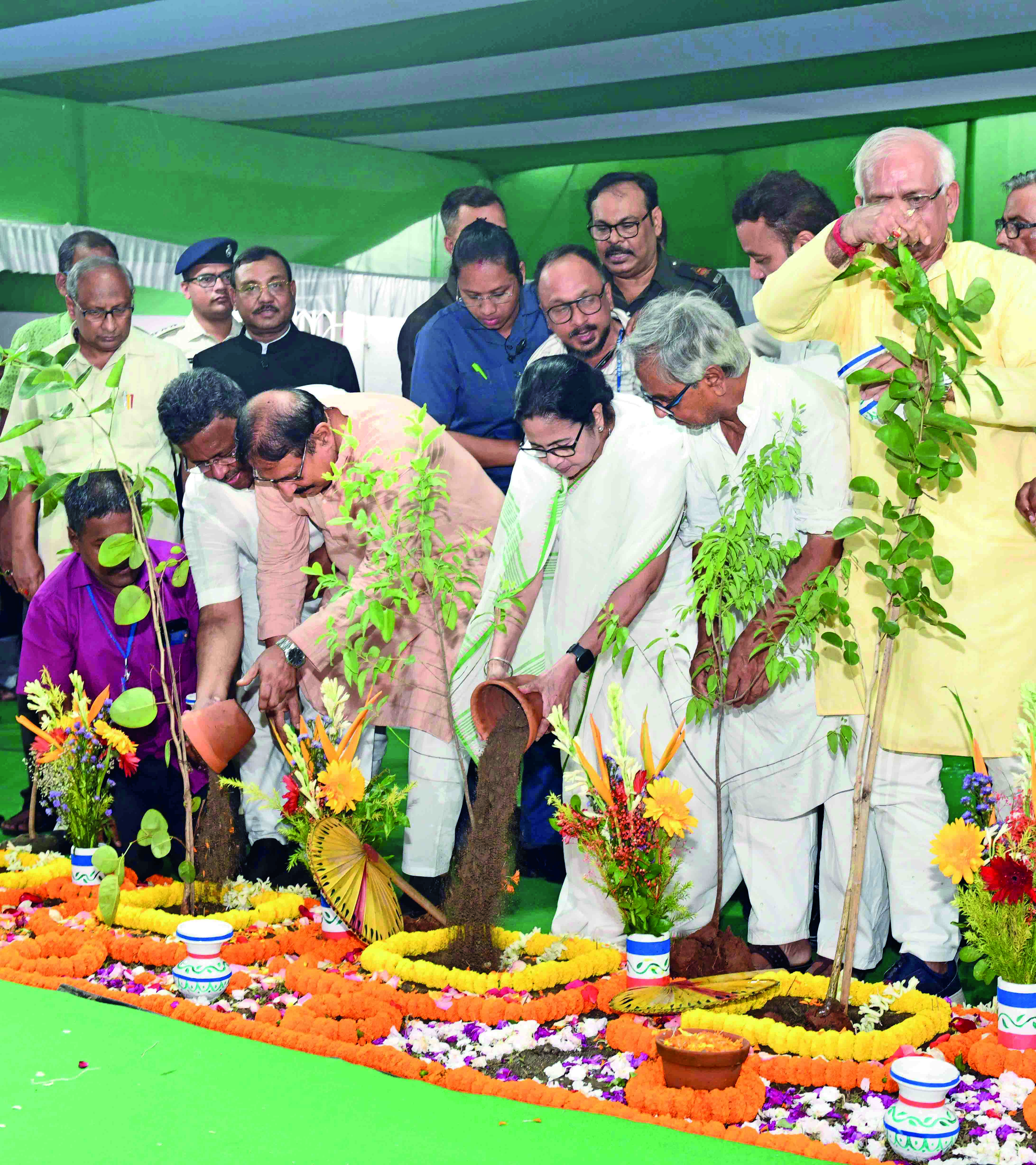 CM urges countries like Japan, B’desh to work together to prevent river erosion