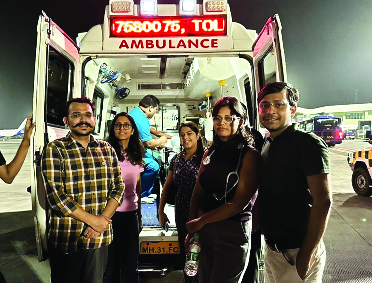 ILBS, AIIMS docs save 2-yr-old who stopped breathing on board Vistara flight