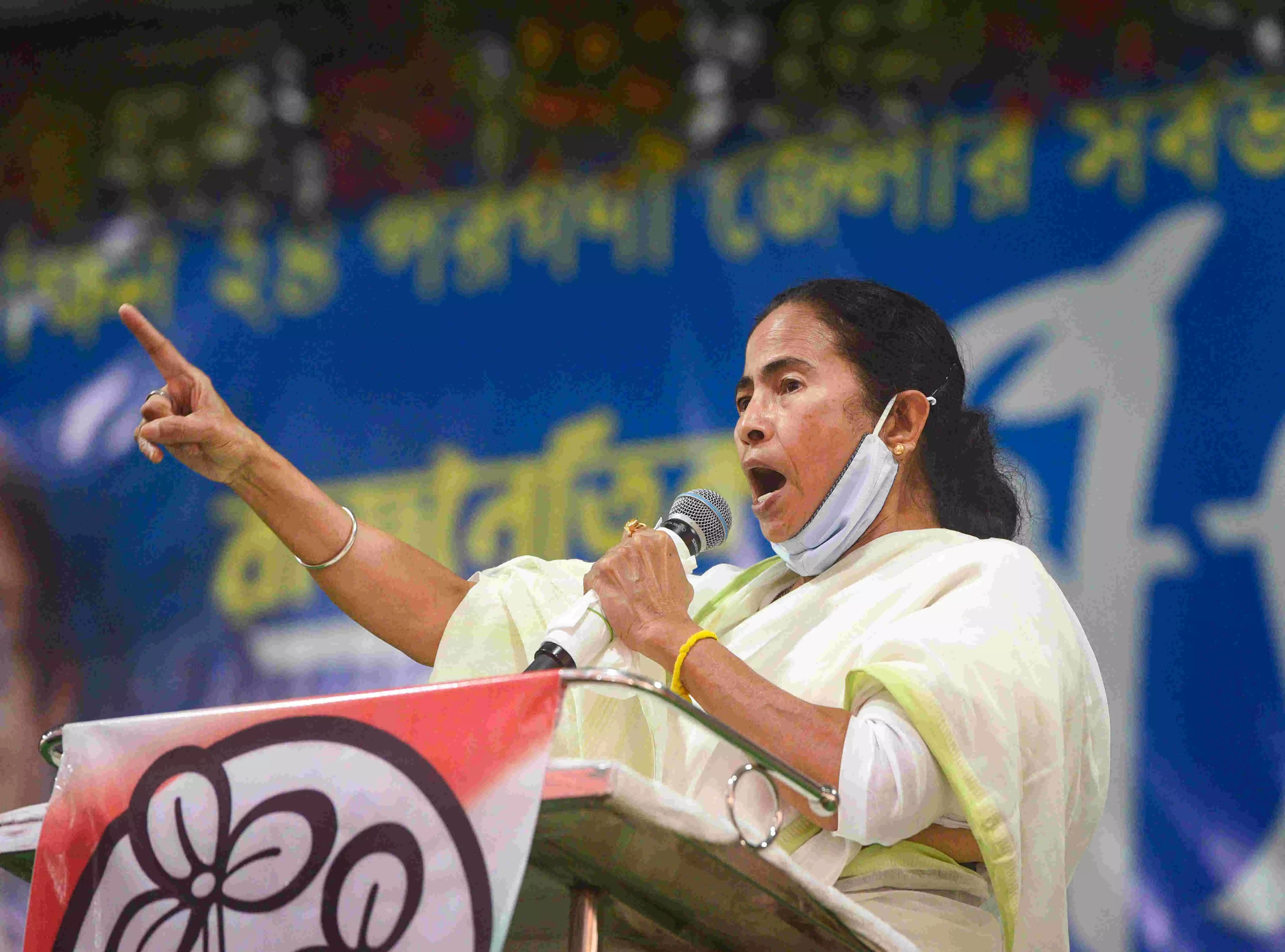 BJP may go for LS polls in December 2023, has booked all choppers for campaigning: Mamata