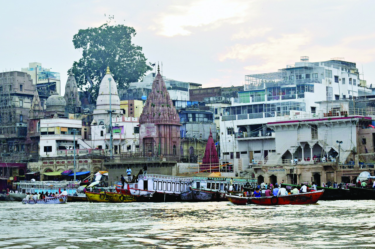 NGT sends notice to Varanasi municipal commissioner on Ganga pollution