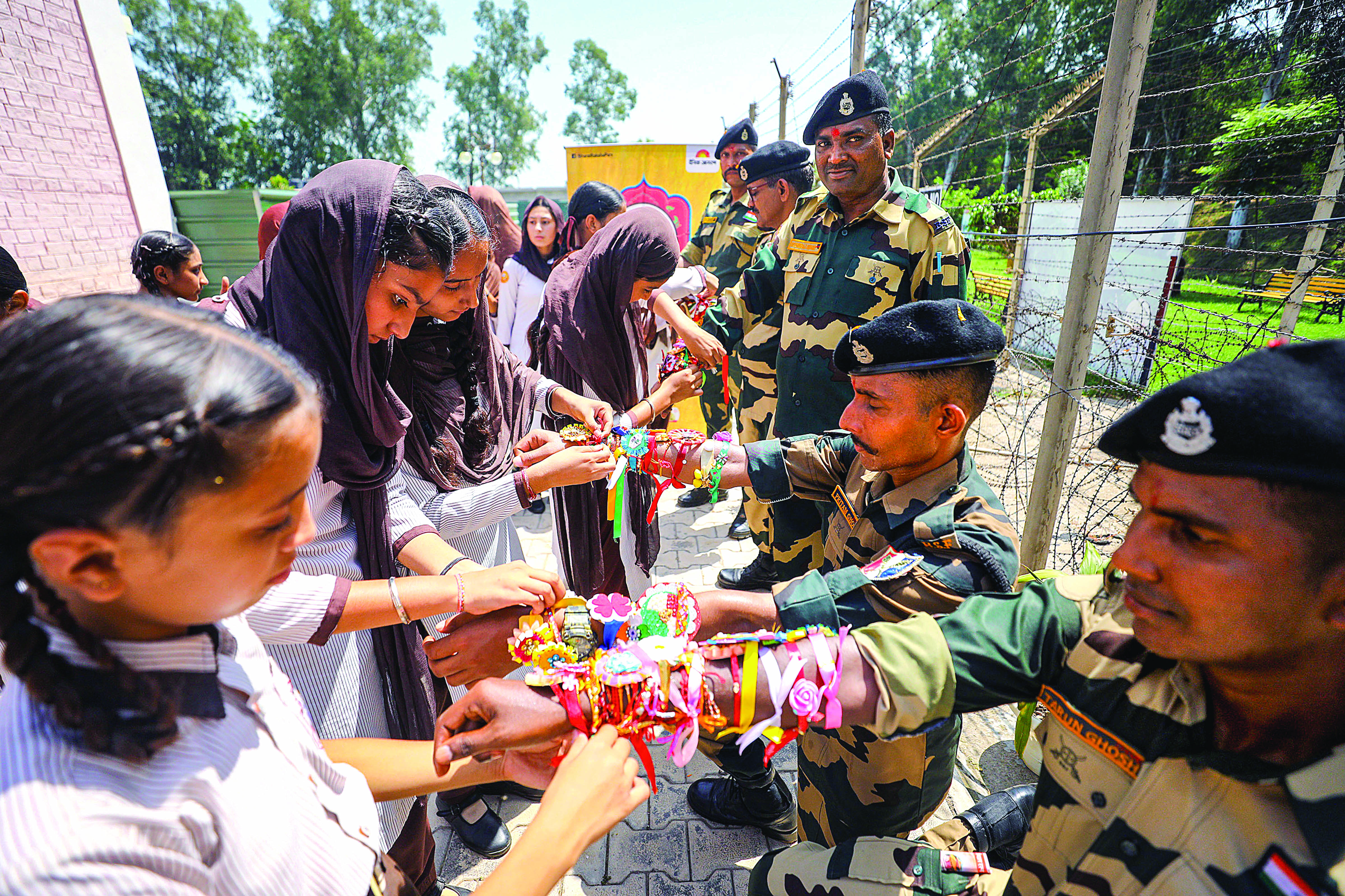 J&K: Schoolgirls, women celebrate Raksha Bandhan with troops at LoC J&K: Schoolgirls, women celebrate Raksha Bandhan with troops at LoC