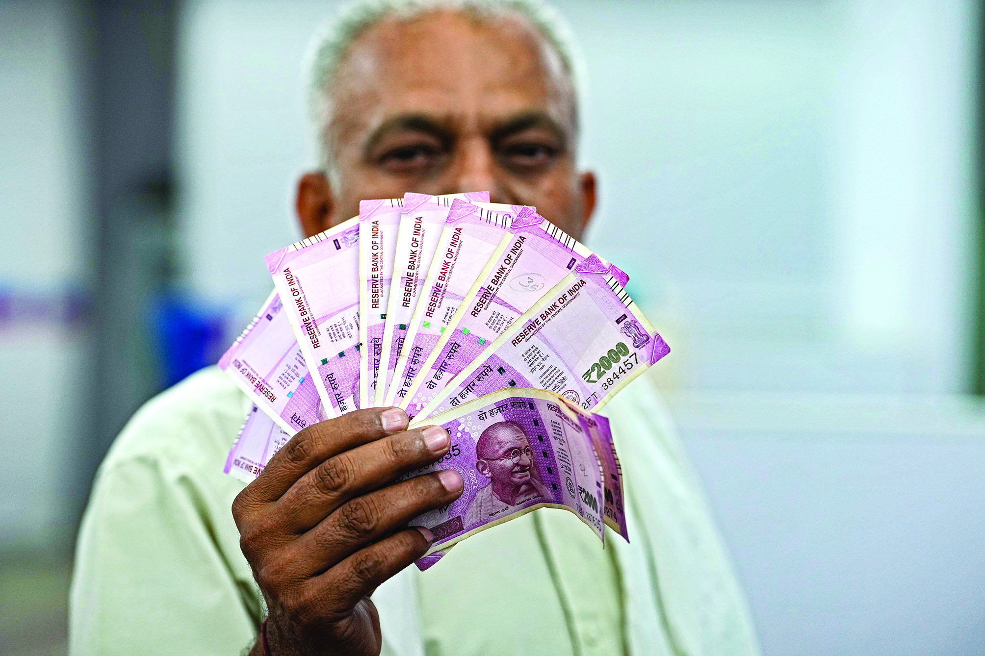 93% of Rs 2,000 currency notes returned to banks, says RBI