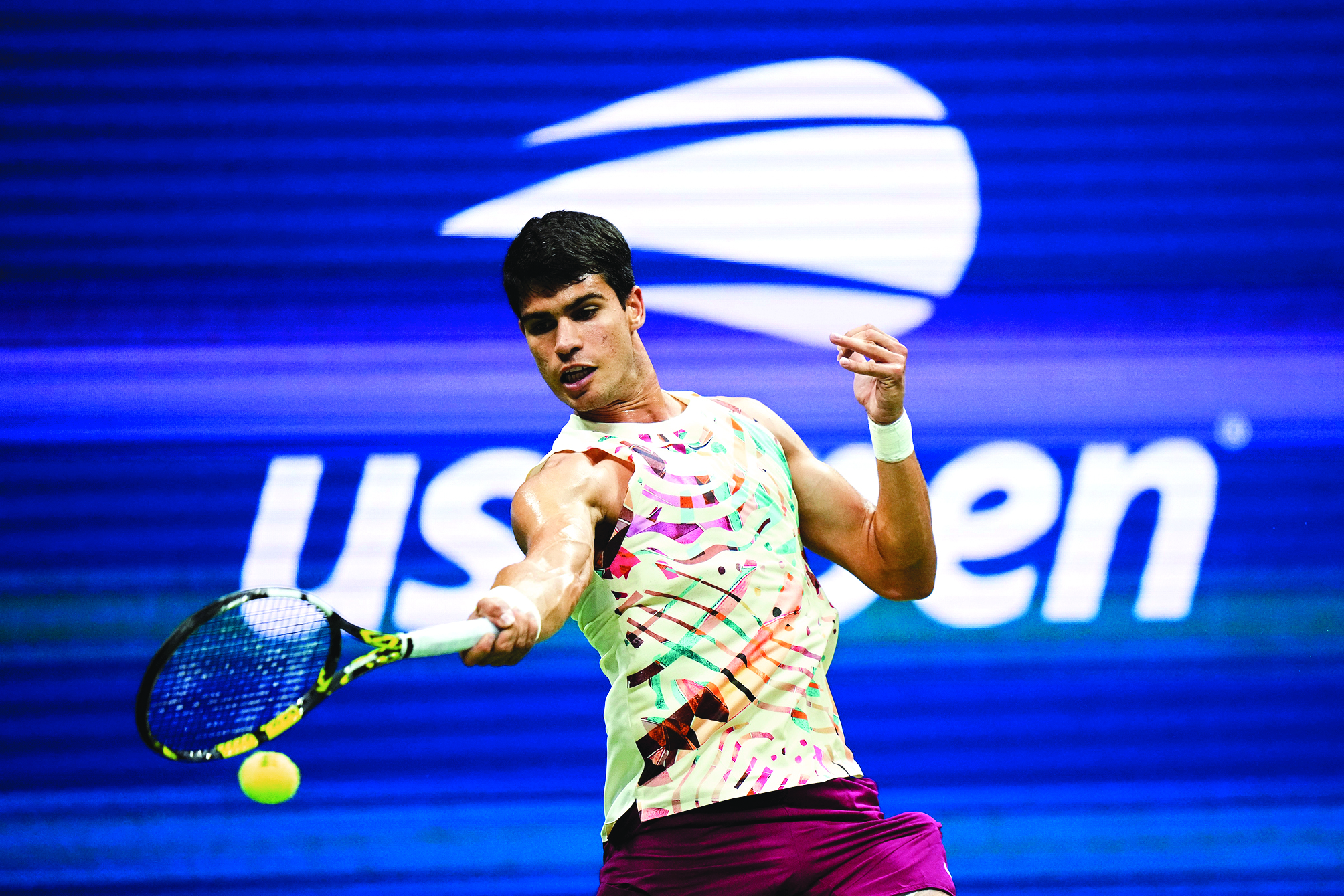 Alcaraz downs Lloyd Harris to reach US Open third round