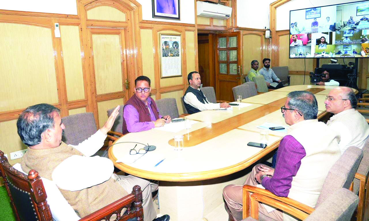 Himachal CM bans felling of green trees, construction & digging activities in Shimla Himachal CM bans felling of green trees, construction & digging activities in Shimla