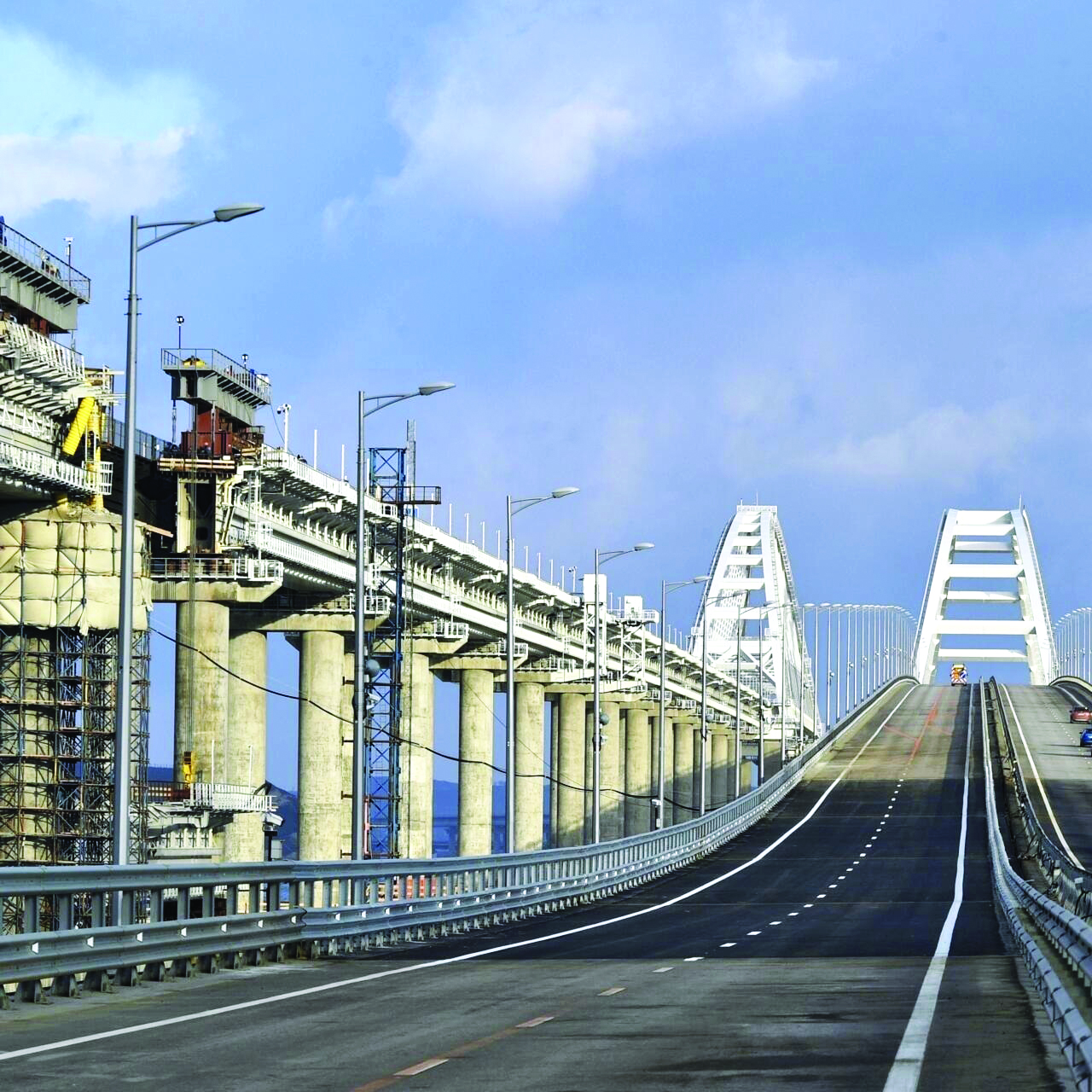 Thwarted Ukraine’s drone attacks on Crimea bridge, says Russia Thwarted Ukraine’s drone attacks on Crimea bridge, says Russia