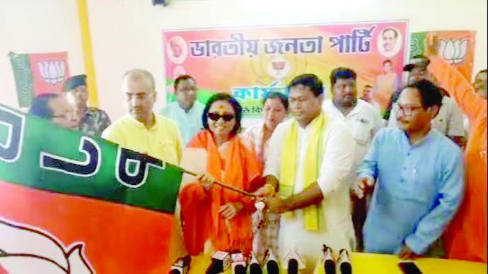 Lack of organisational unity   in Bengal BJP exposed: TMC