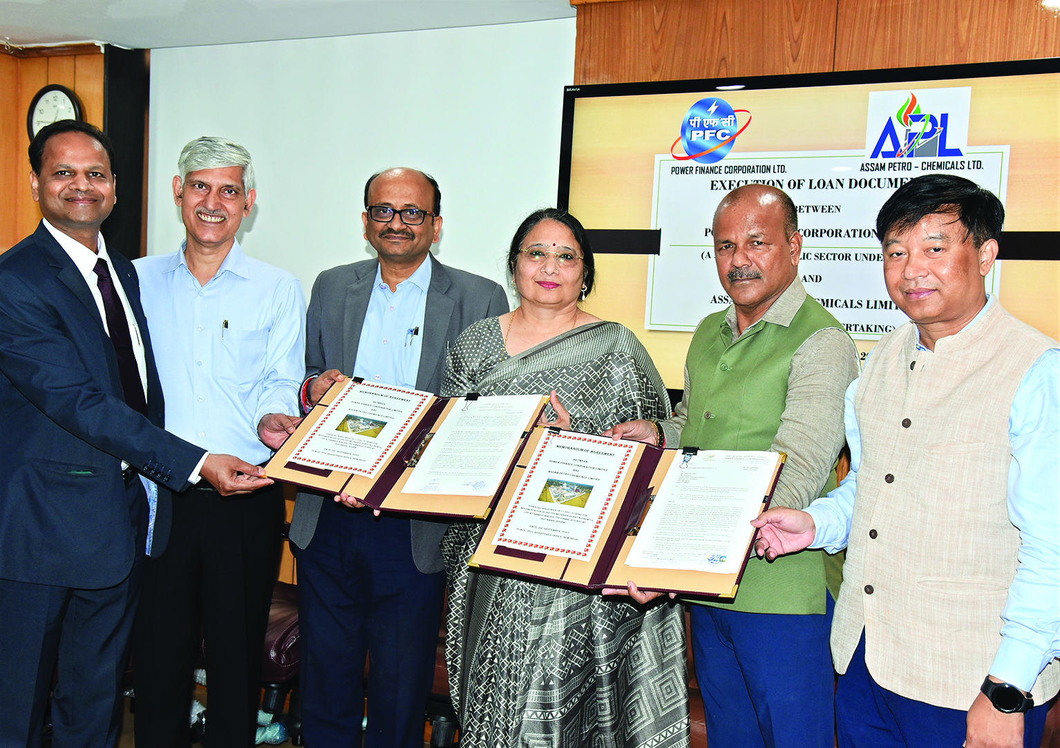 PFC inks pact to provide `1,229 cr term loan to Assam Petrochemicals PFC inks pact to provide `1,229 cr term loan to Assam Petrochemicals
