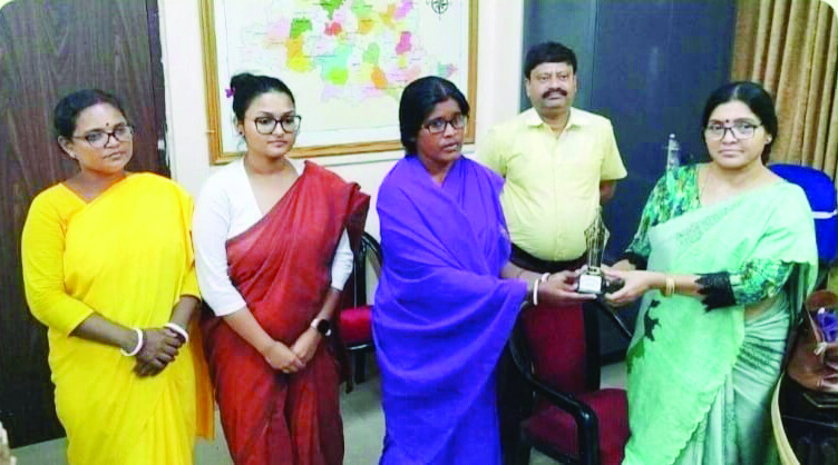 ASHA worker felicitated for saving life of pregnant woman