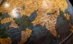 Synonyms, not antonyms!