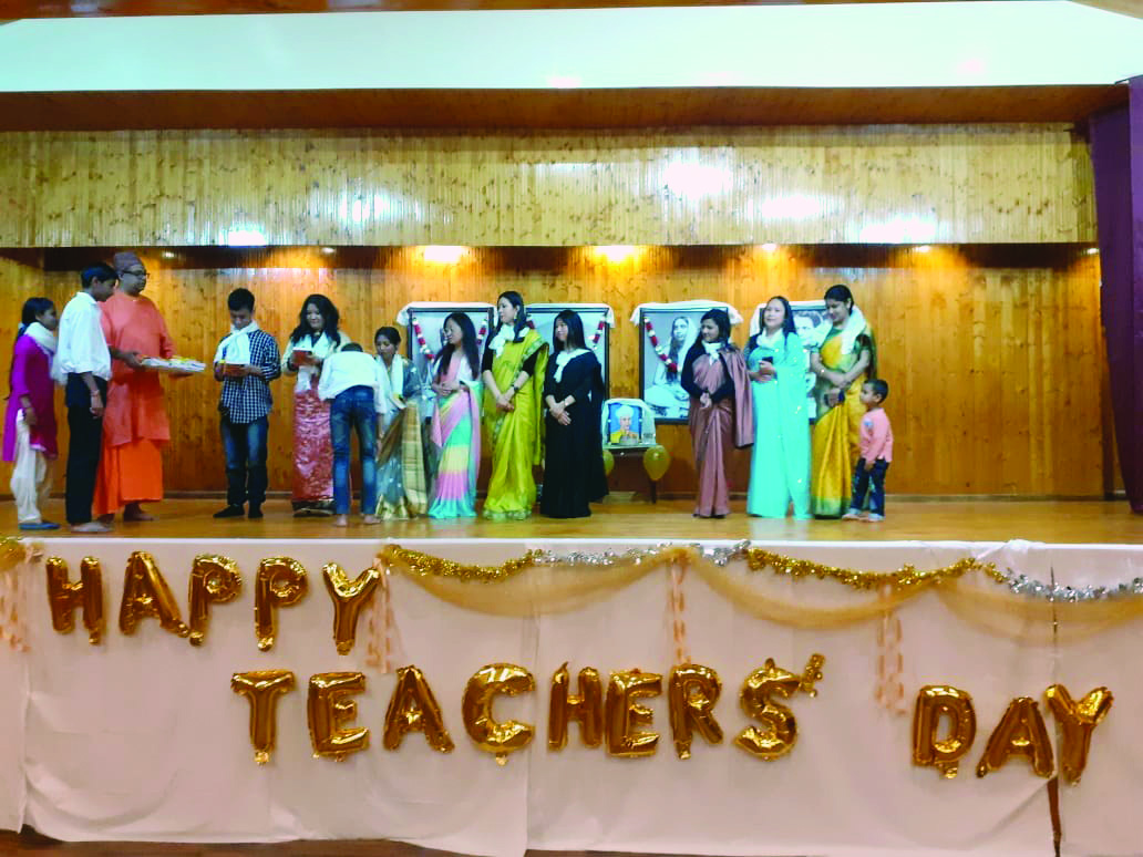 Teachers’ Day celebrated at Roy Villa with gusto Teachers’ Day celebrated at Roy Villa with gusto