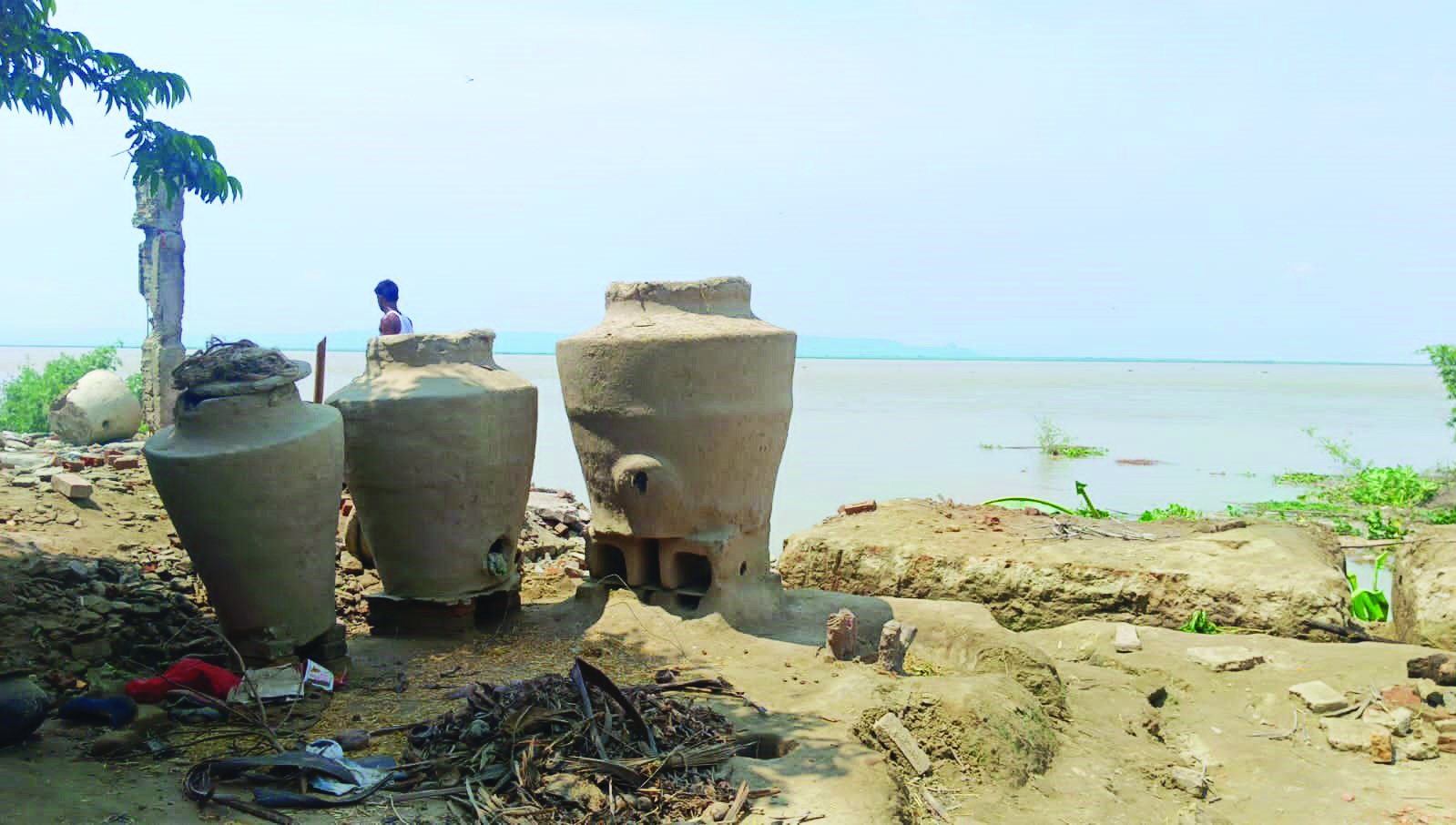 Malda: Entire village on verge of destruction due to erosion