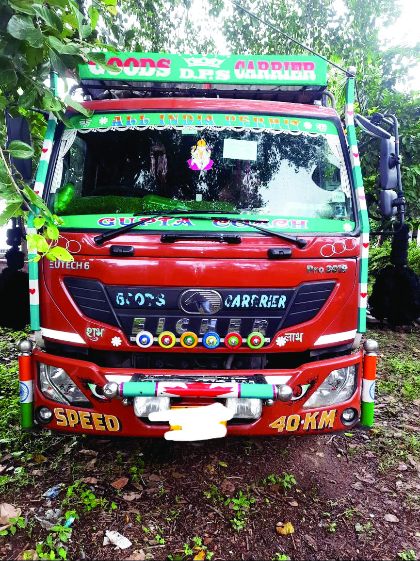 Two held with over 6K bottles of phensedyl