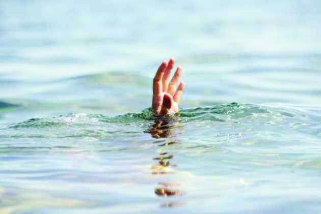 16-year-old teenager  drowns in Gangarampur