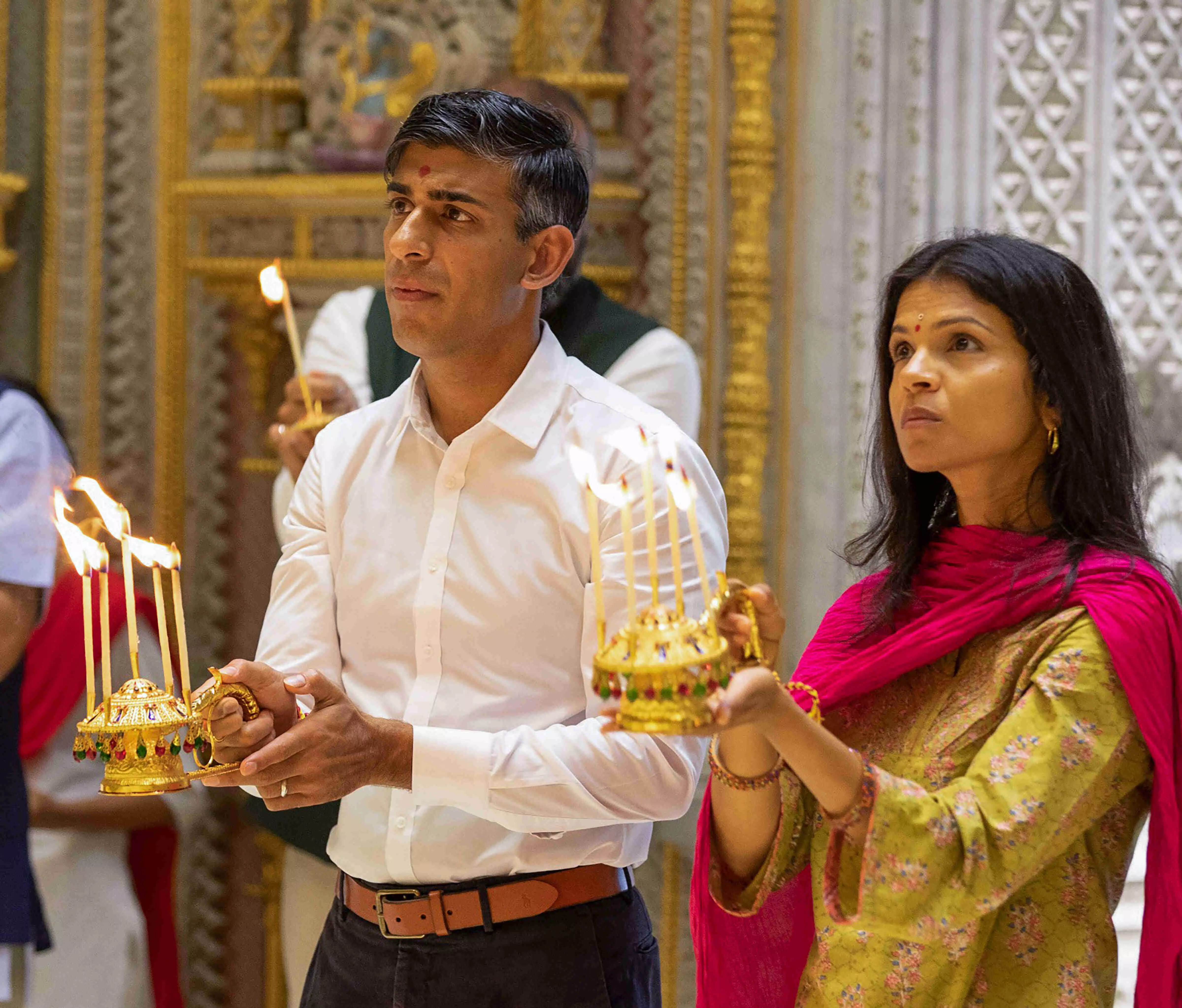 British PM Sunak, wife Akshata perform puja at Akshardham temple