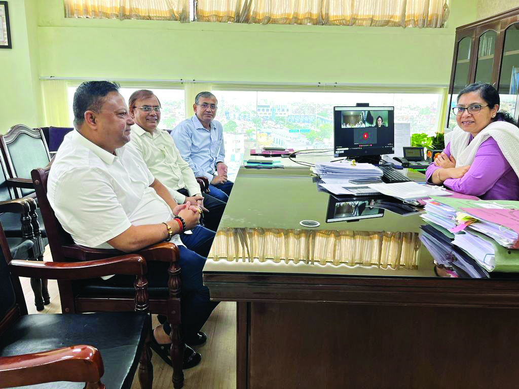 Anit Thapa raises demand of ‘patta’ for entire land in possession of workers