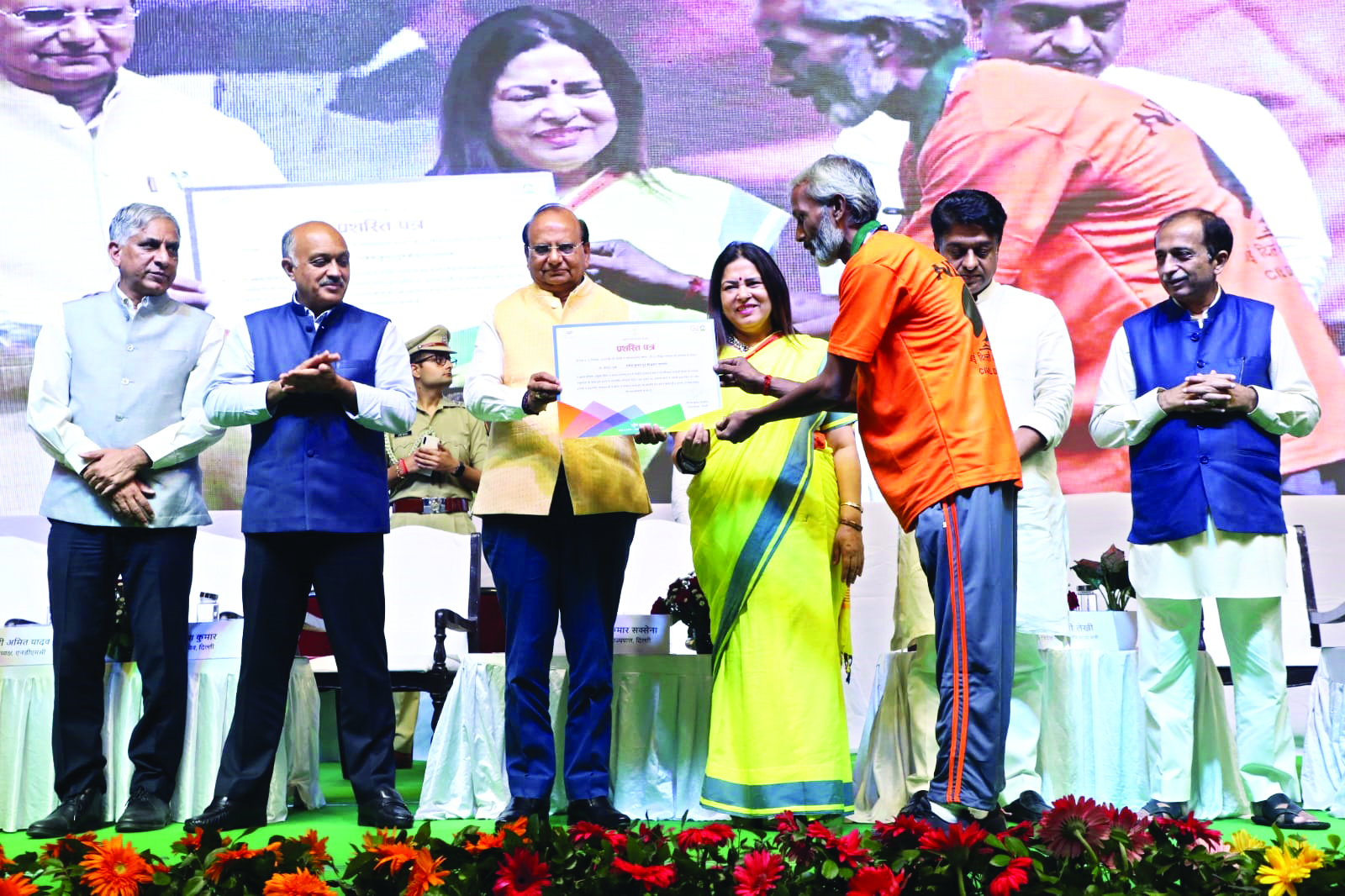 L-G felicitates NDMC staff for contributing to G20 success