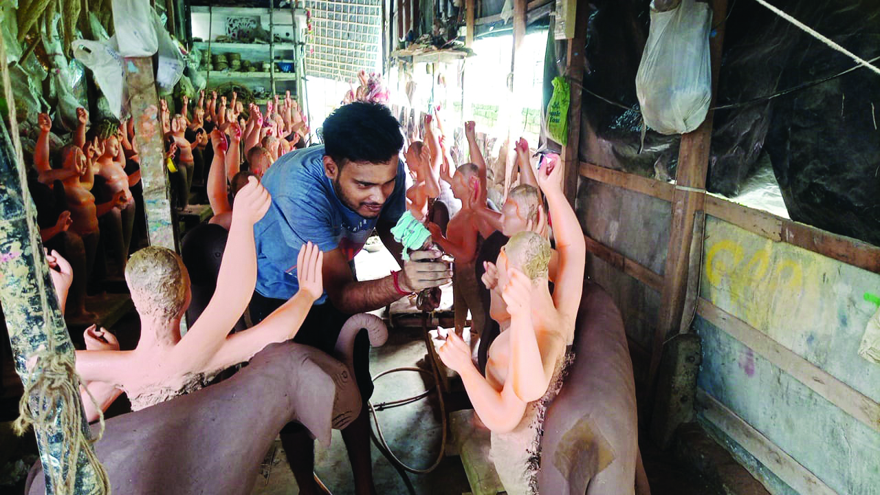 Artisans hopeful of brisk business as Pujas approach Artisans hopeful of brisk business as Pujas approach