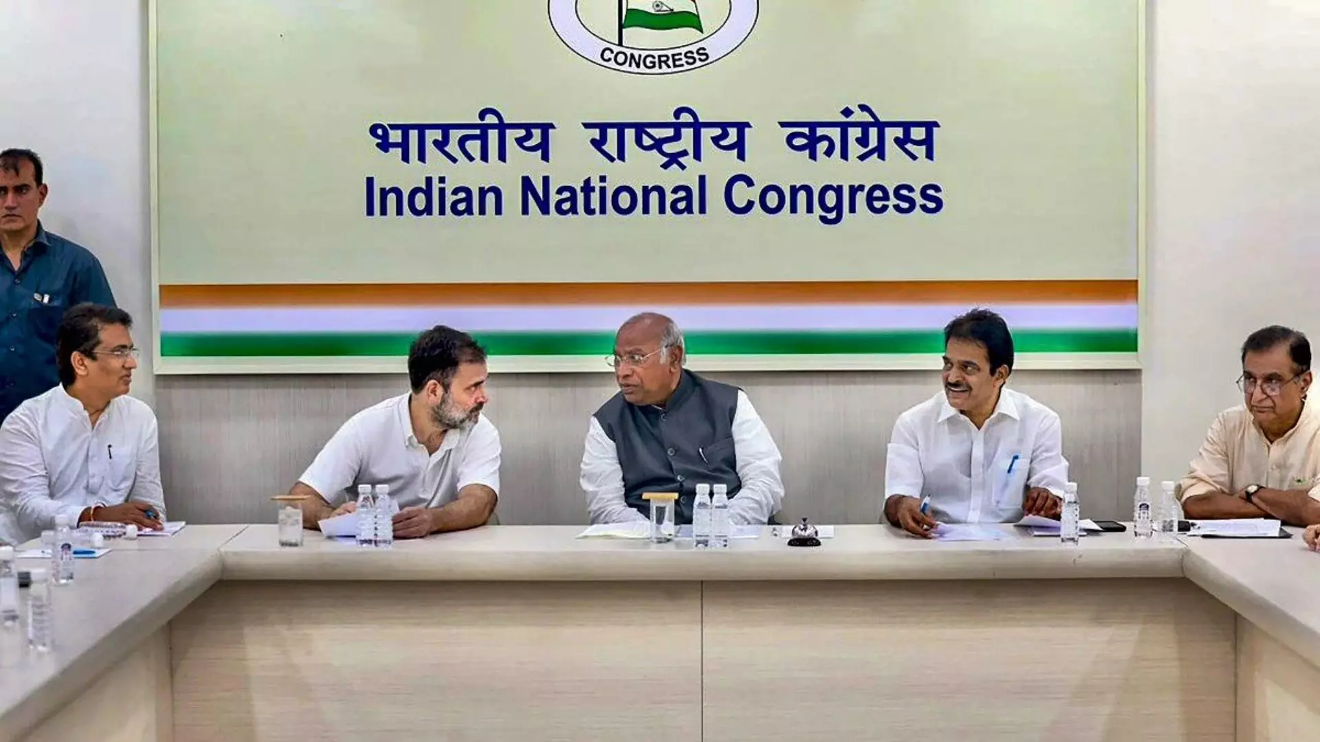 Congress claims free and open discussions to take place in CWC meeting