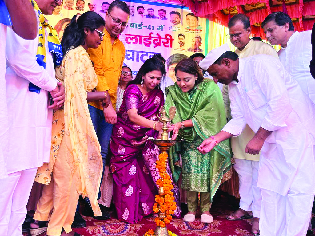 Delhi Mayor inaugurates library on former dumping ground