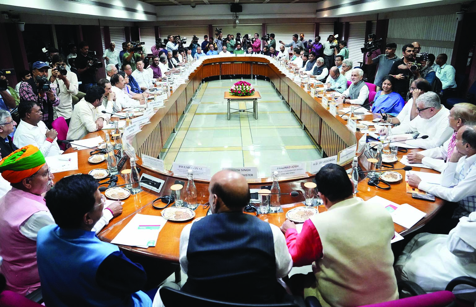 Parliament session all set to begin today, affairs to move to new building tomorrow