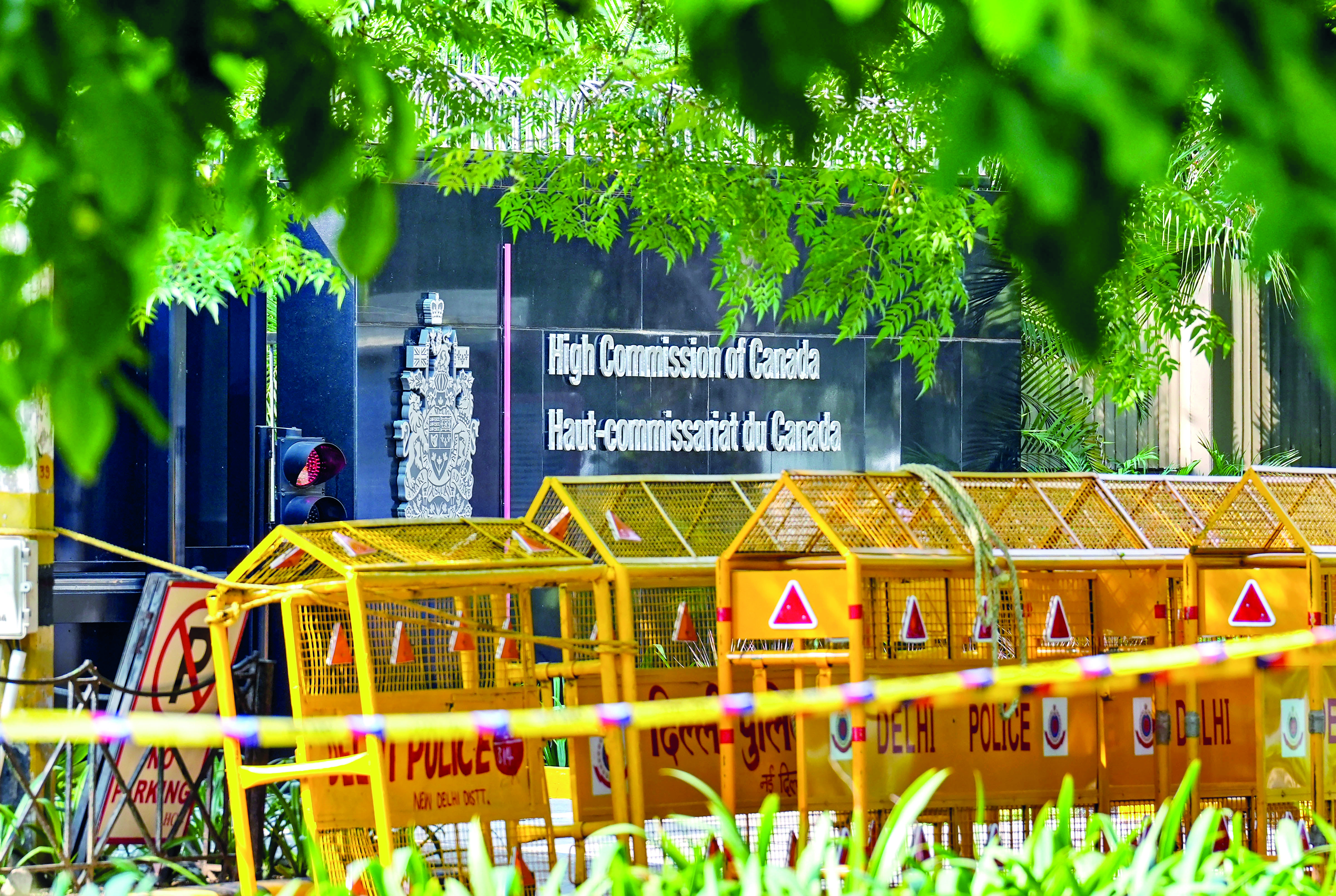 New Delhi suspends issuance of visas to Canadians as diplomatic crisis snowballs New Delhi suspends issuance of visas to Canadians as diplomatic crisis snowballs