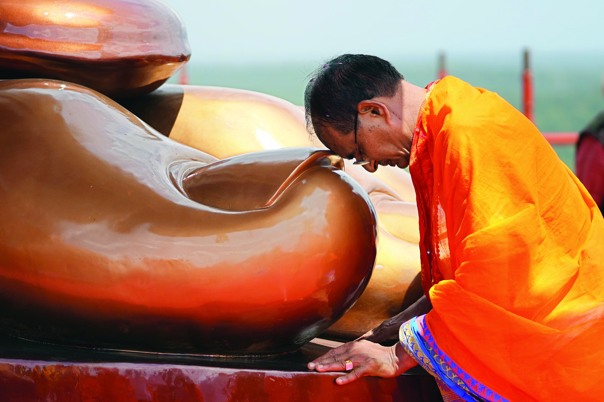MP CM Chouhan unveils 108-foot tall ‘Statue of Oneness’ in Omkareshwar MP CM Chouhan unveils 108-foot tall ‘Statue of Oneness’ in Omkareshwar