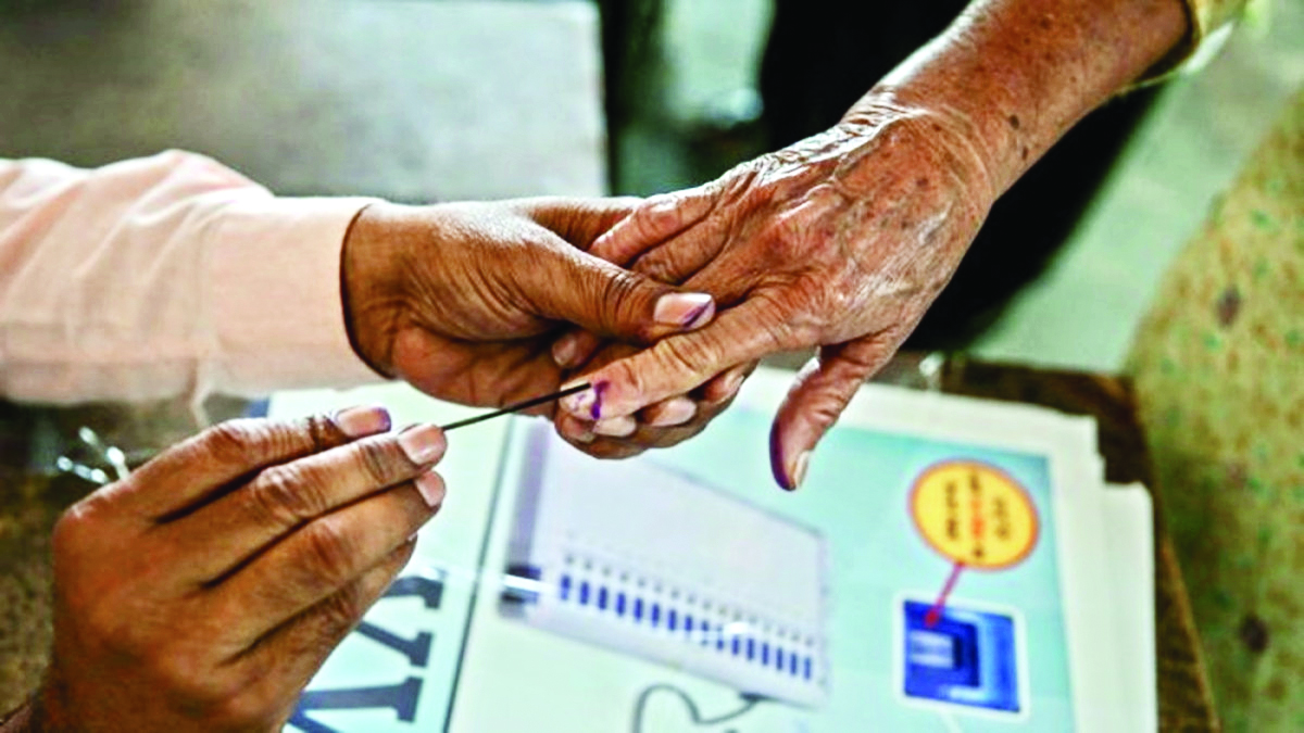 TMC to start campaigns in all 42 seats in Bengal after Puja TMC to start campaigns in all 42 seats in Bengal after Puja