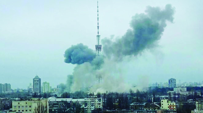 Ukraine targets key Crimean city day after striking Russian Navy HQ Ukraine targets key Crimean city day after striking Russian Navy HQ