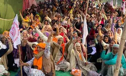 Punjab farmers rail roko stir enters third day, train movement remains affected Punjab farmers rail roko stir enters third day, train movement remains affected