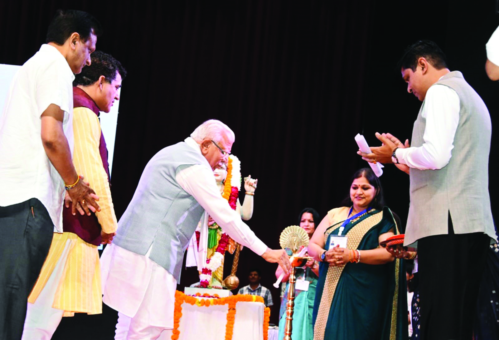 Haryana CM announces to open Yogashalas in 6,500 villages