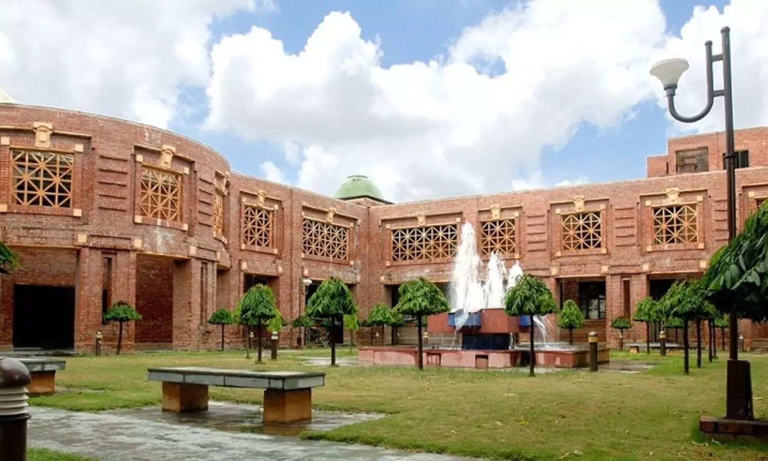 IIM Lucknow develops model to reduce cybersecurity risk in healthcare sector