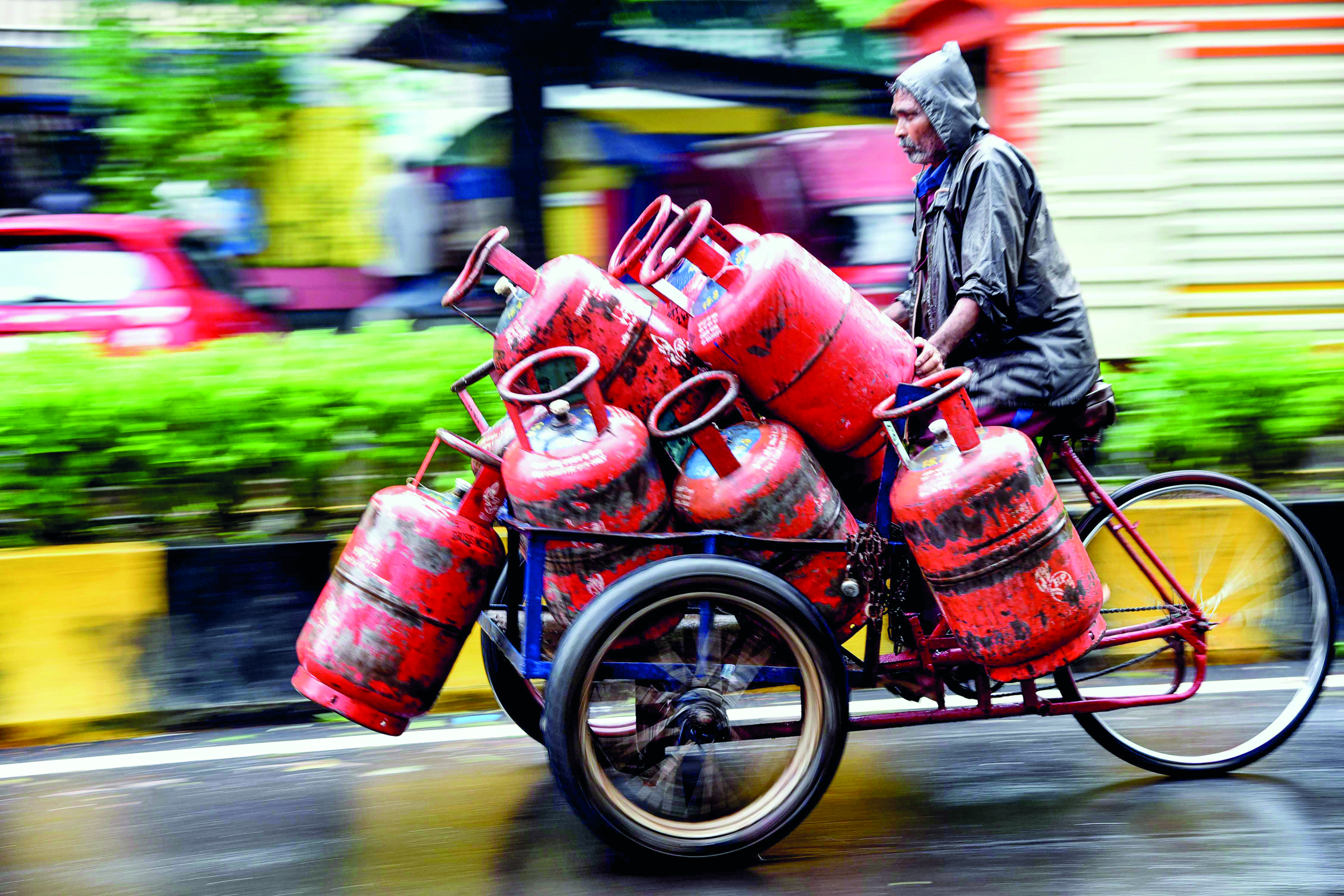 LPG subsidy for Ujjwala beneficiaries hiked to Rs 300