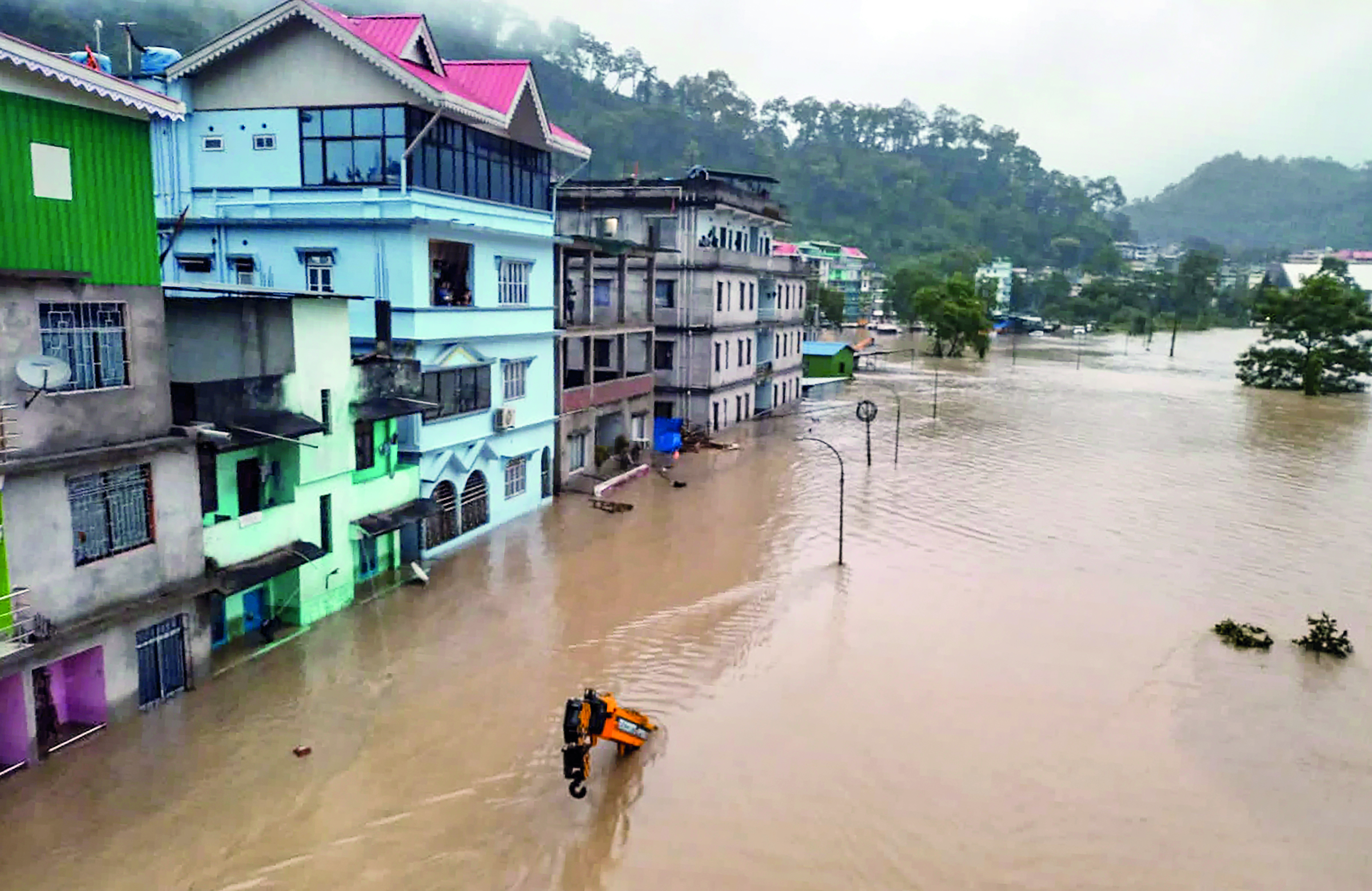 Sikkim flash flood, dam breach: 5 dead, 58 people, including 22 Army men, missing Sikkim flash flood, dam breach: 5 dead, 58 people, including 22 Army men, missing