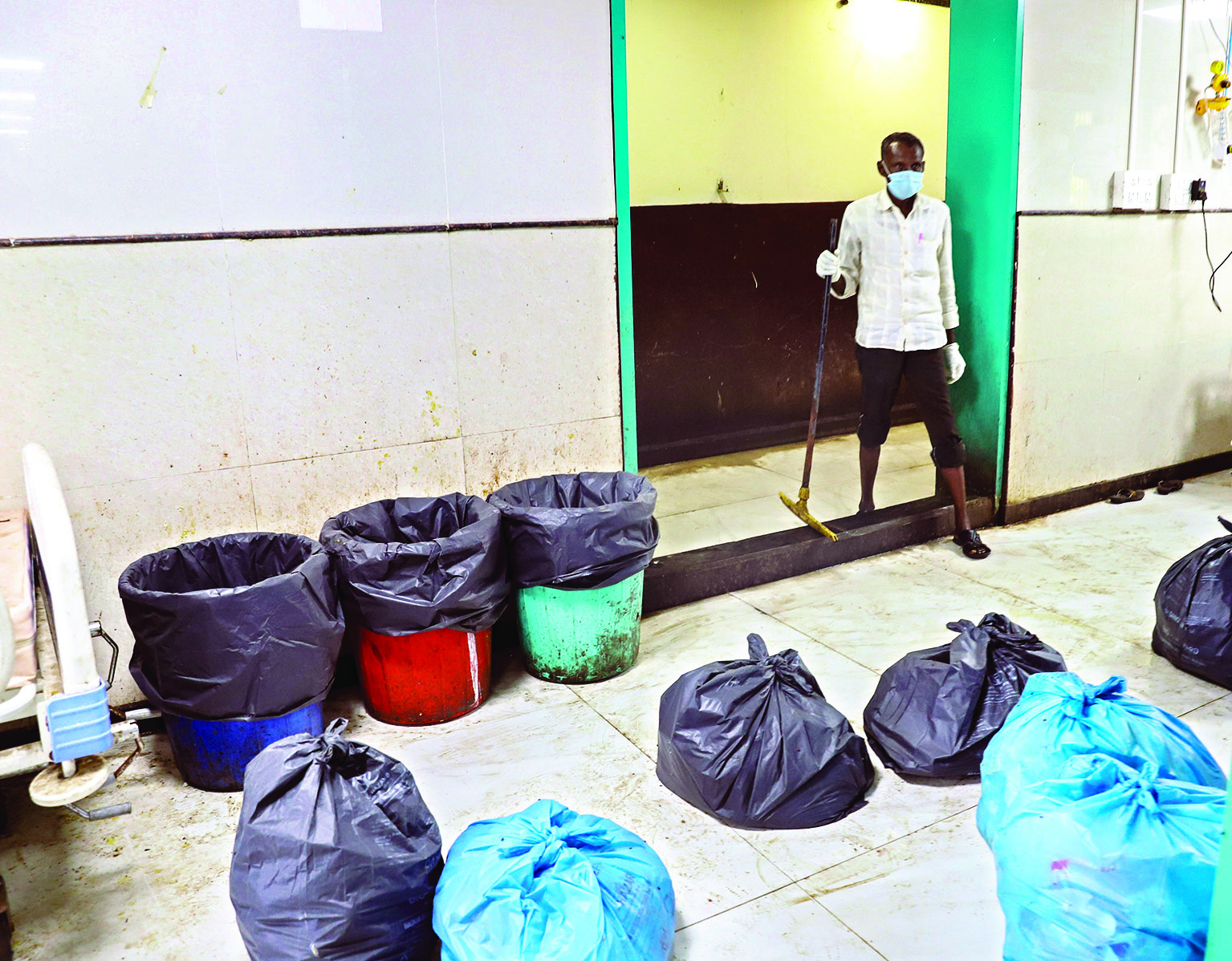 FIR against Nanded govt hosp dean, doctor on culpable homicide charge