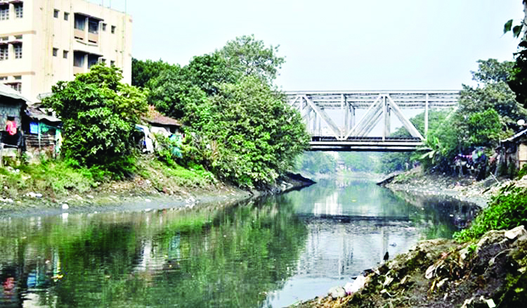 KMC to soon take up 3rd phase dredging work of Tolly Nullah KMC to soon take up 3rd phase dredging work of Tolly Nullah