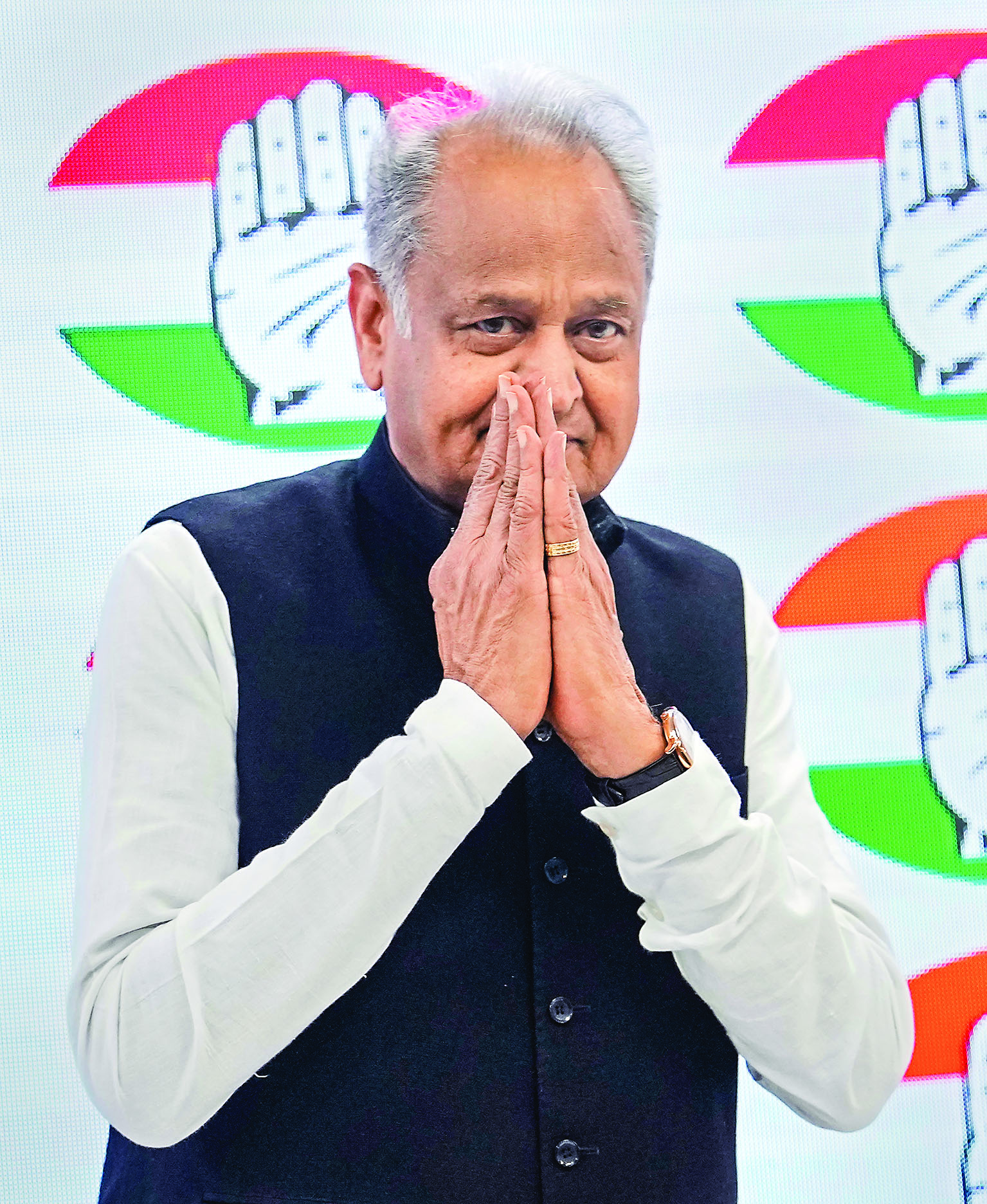 Cong battles anti-incumbency, BJP swears by Modi in Rajasthan polls Cong battles anti-incumbency, BJP swears by Modi in Rajasthan polls