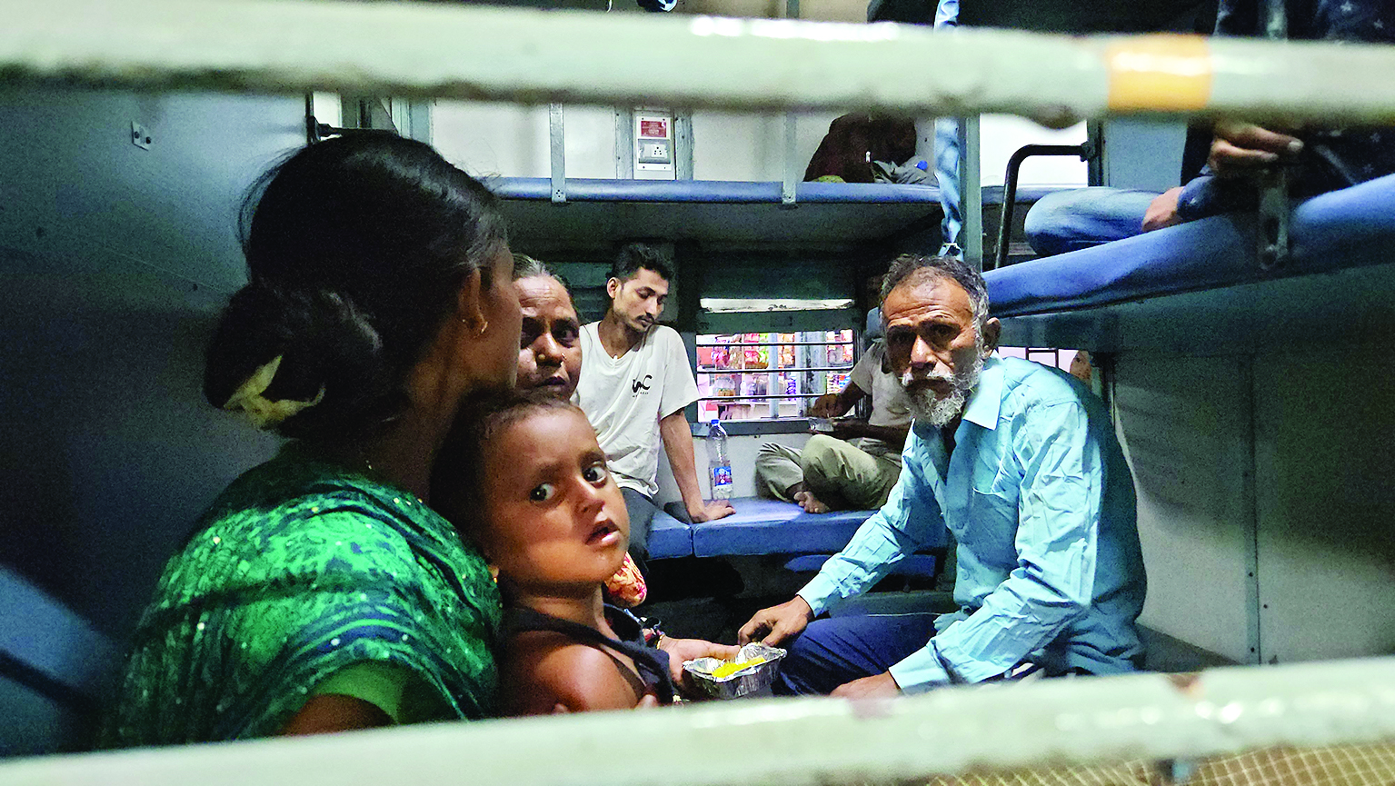 Passengers of derailed North East Express recount the horrors