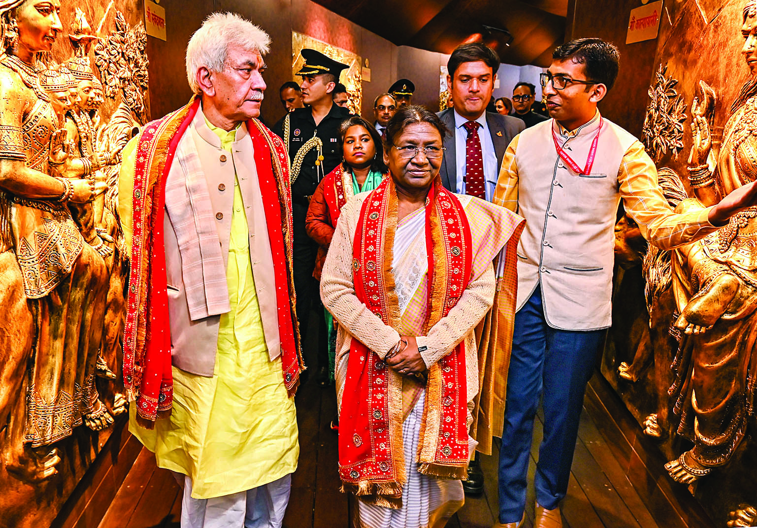 President Murmu visits Vaishno Devi; inaugurates Skywalk & Parvati Bhawan President Murmu visits Vaishno Devi; inaugurates Skywalk & Parvati Bhawan