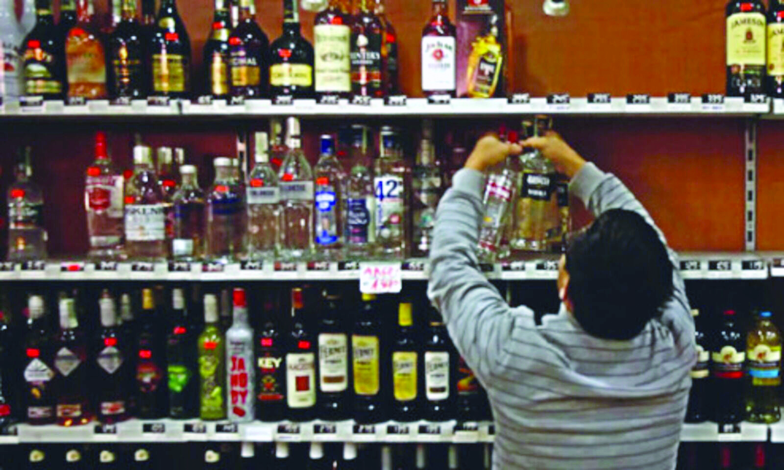 Wine shops need Excise nod to be shut on ‘Ashtami’ or ‘Dashami’ Wine shops need Excise nod to be shut on ‘Ashtami’ or ‘Dashami’