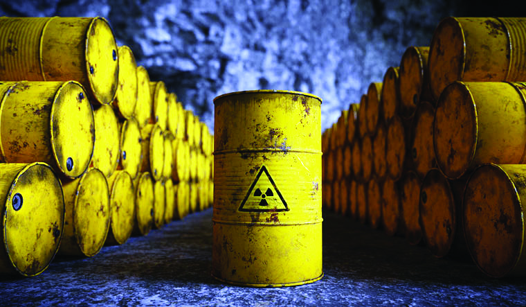 Radiation detection equipment to be set up at eight land ports on Pak, Bdesh, Myanmar, Nepal borders Radiation detection equipment to be set up at eight land ports on Pak, Bdesh, Myanmar, Nepal borders