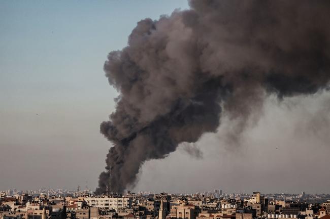 Intense Israeli bombardments strike Gaza as the war rages on Intense Israeli bombardments strike Gaza as the war rages on