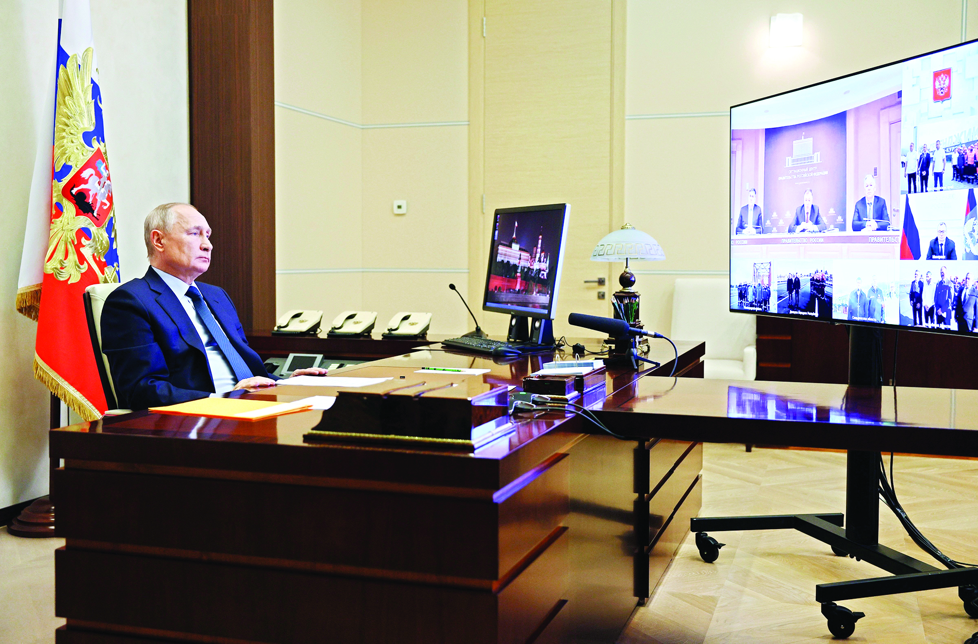 Leaders of Ukraine, Russia assess their resources as their war heads into winter