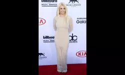 Britney Spears finally opens up about her 2007 public breakdown Britney Spears finally opens up about her 2007 public breakdown