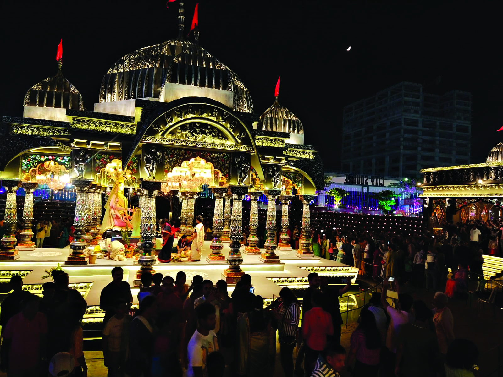 Salt Lake and New Town Pujas pose challenge to North & South Kolkata