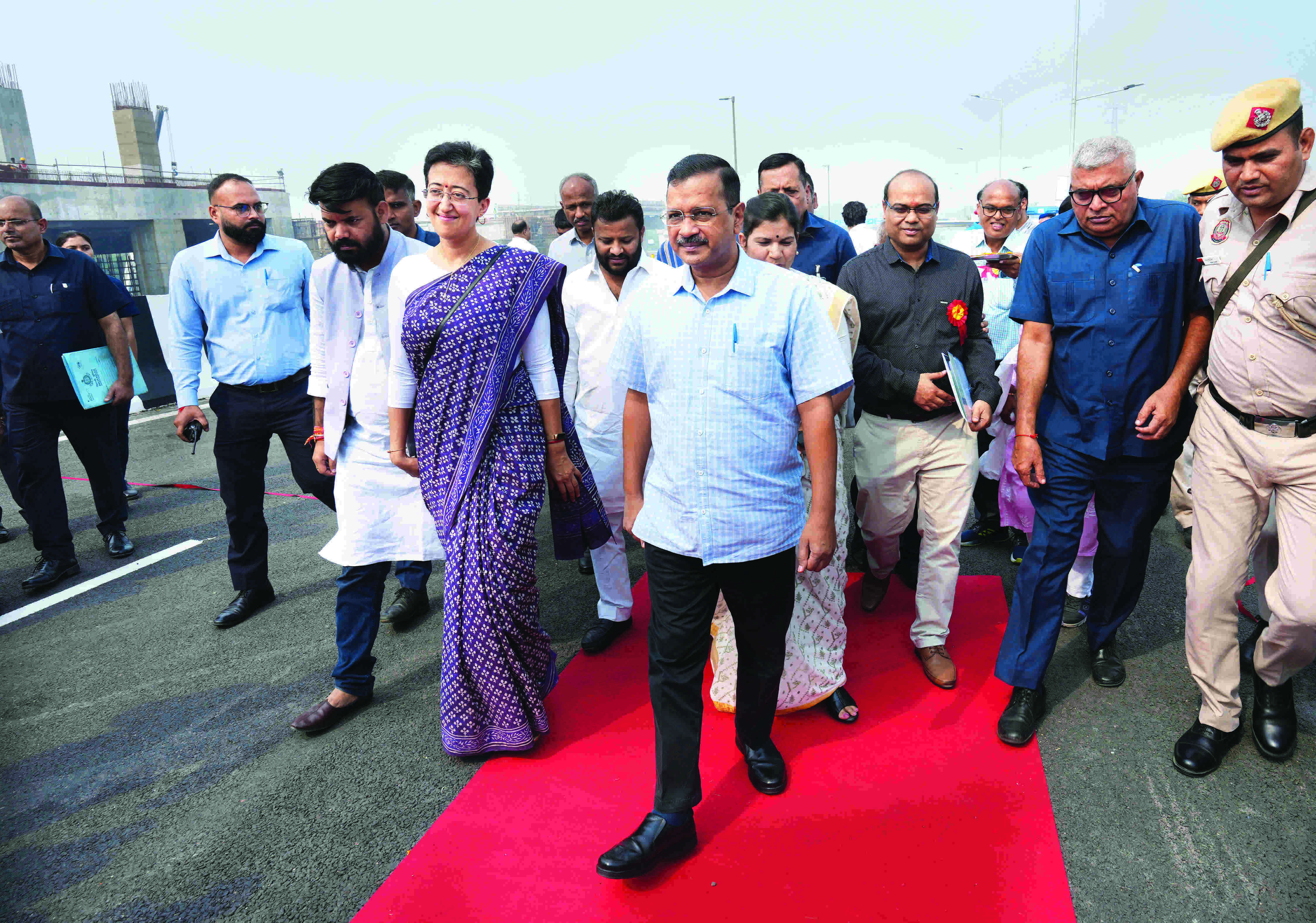CM Kejriwal inaugurates 3lane Sarai Kale Khan flyover