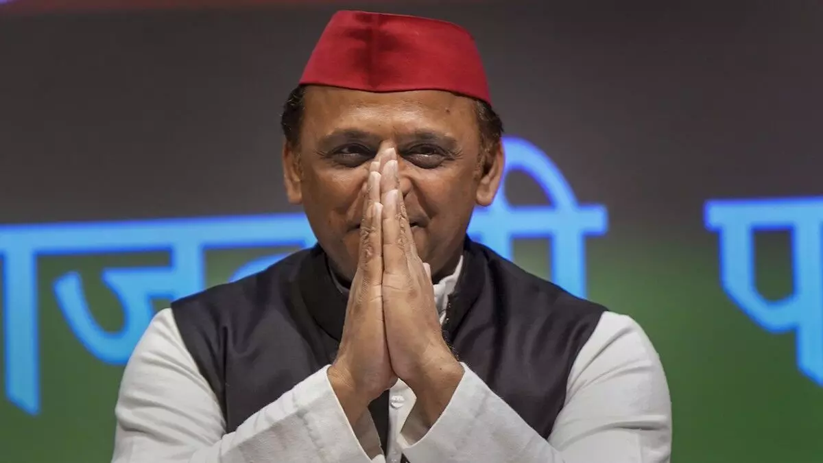 Akhilesh Yadav slams Uttar Pradesh govt for keeping Azam Khan, son in separate jails Akhilesh Yadav slams Uttar Pradesh govt for keeping Azam Khan, son in separate jails