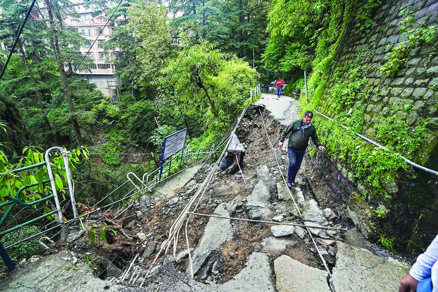 Lahaul-Spiti village land sinks, residents seek geological survey Lahaul-Spiti village land sinks, residents seek geological survey