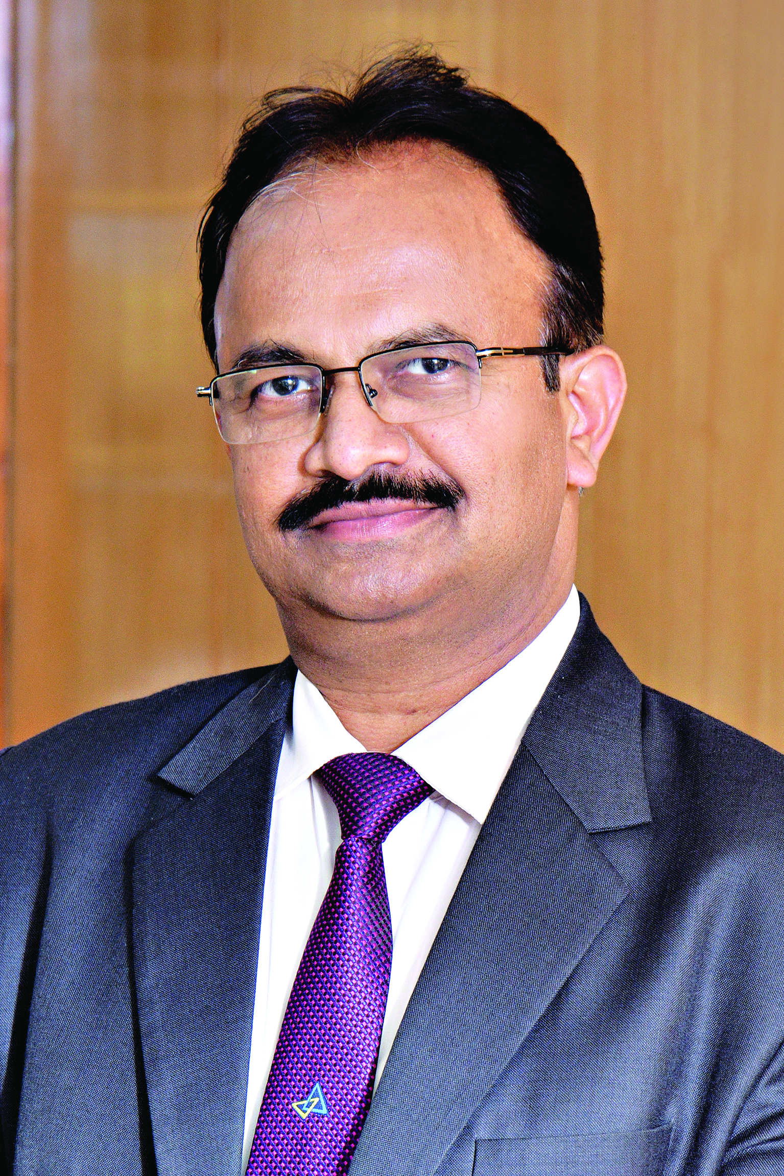 Canara Bank net profit   up 43% to `3,606 cr in Q2