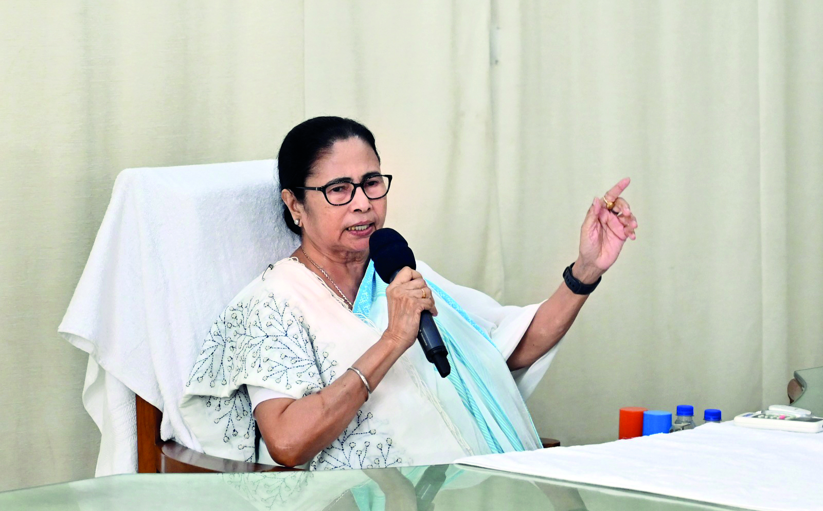 ED raid: Mamata threatens to lodge FIR if harm befalls Jyotipriya due to raid ED raid: Mamata threatens to lodge FIR if harm befalls Jyotipriya due to raid